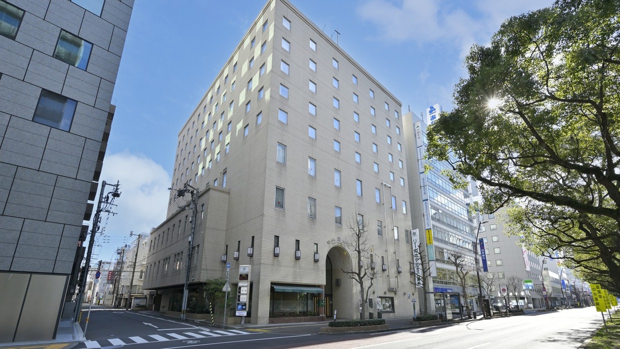 【ビジネスの朝イチアポイント＆お寝坊さんに】朝食のかわりに「ランチ付プラン」※朝食に変更も可能
