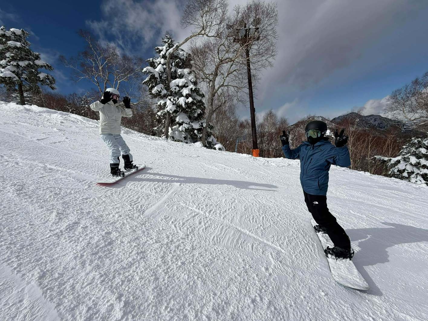 【4月限定★春スキー】志賀高原をシーズン最後まで遊びつくす！夜はボリューム満点日替わり定食＜2食付＞