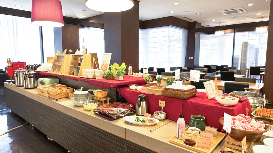 朝食バイキング