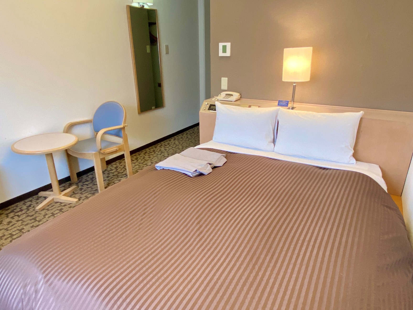 エコノミーダブル