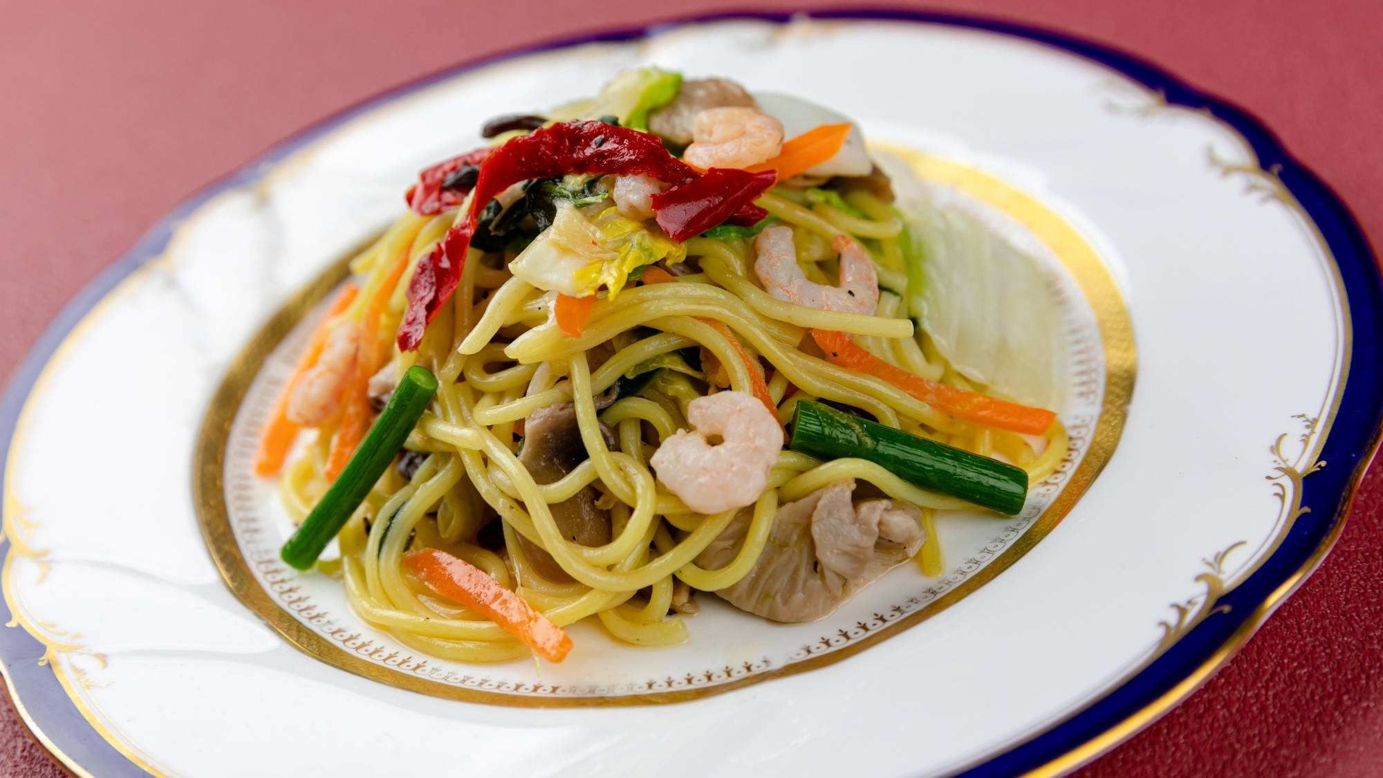 【春バイキング】海の幸たっぷりの味わい深い焼きそばです