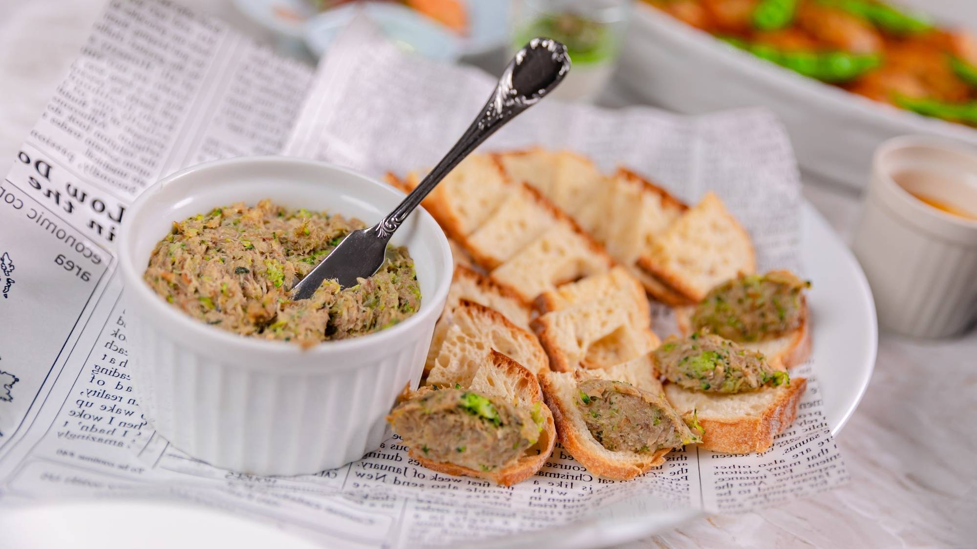 【春バイキング】境港産鯖と季節野菜のリエットをバゲットでいただけます