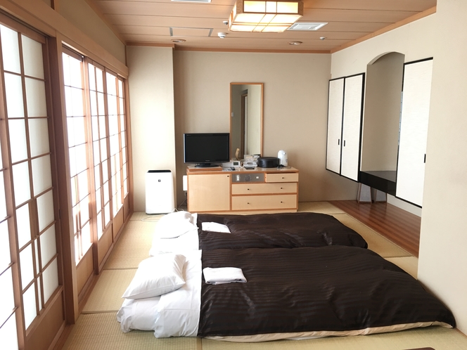 Japanese Style Room(和室)