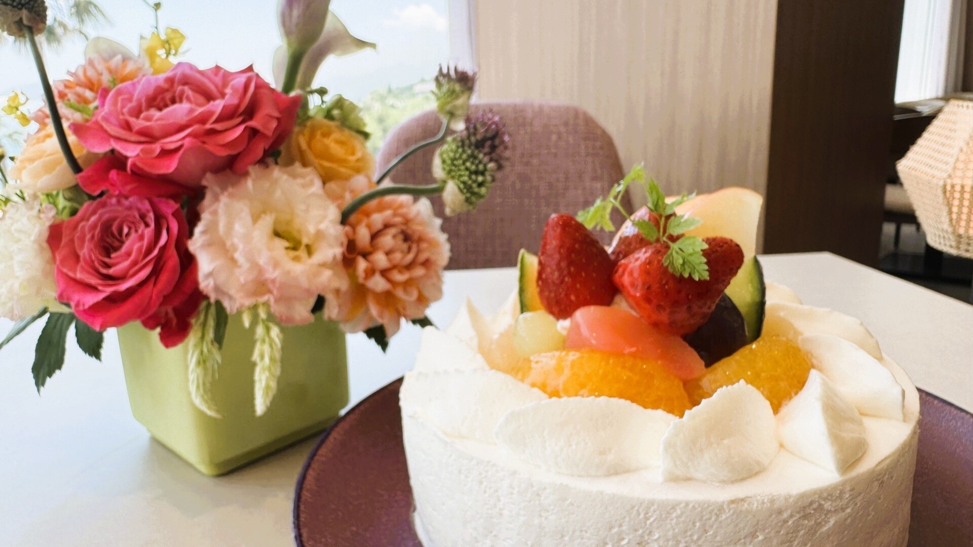 【ホールケーキ・ボックスフラワー付】アニバーサリープラン[オールインクルーシブ・夕朝食・ラウンジ付]