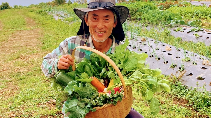 【お子様30％OFF】リゾートで楽しむ収穫の休日 〜Farm Samの旬野菜収穫体験＆特製手土産付〜
