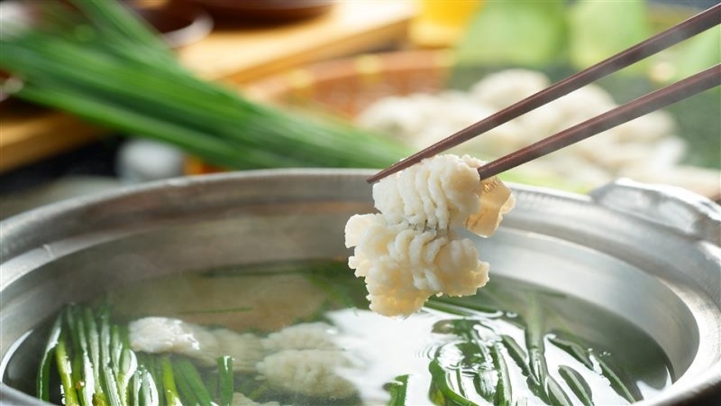 贅沢ふぐグルメ旅！ふぐ刺しと唐揚げの二種盛り付きオールインクルーシブ＜夕朝食＞