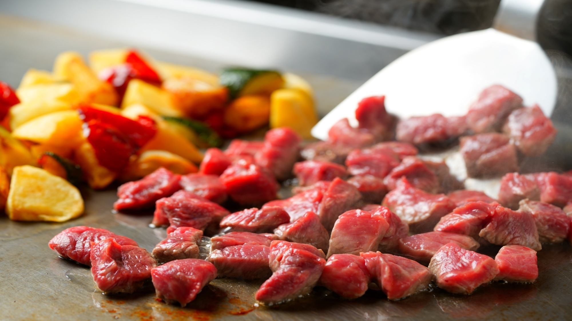 贅沢ふぐグルメ旅！ふぐ刺しと唐揚げの二種盛り付きオールインクルーシブ＜夕朝食＞