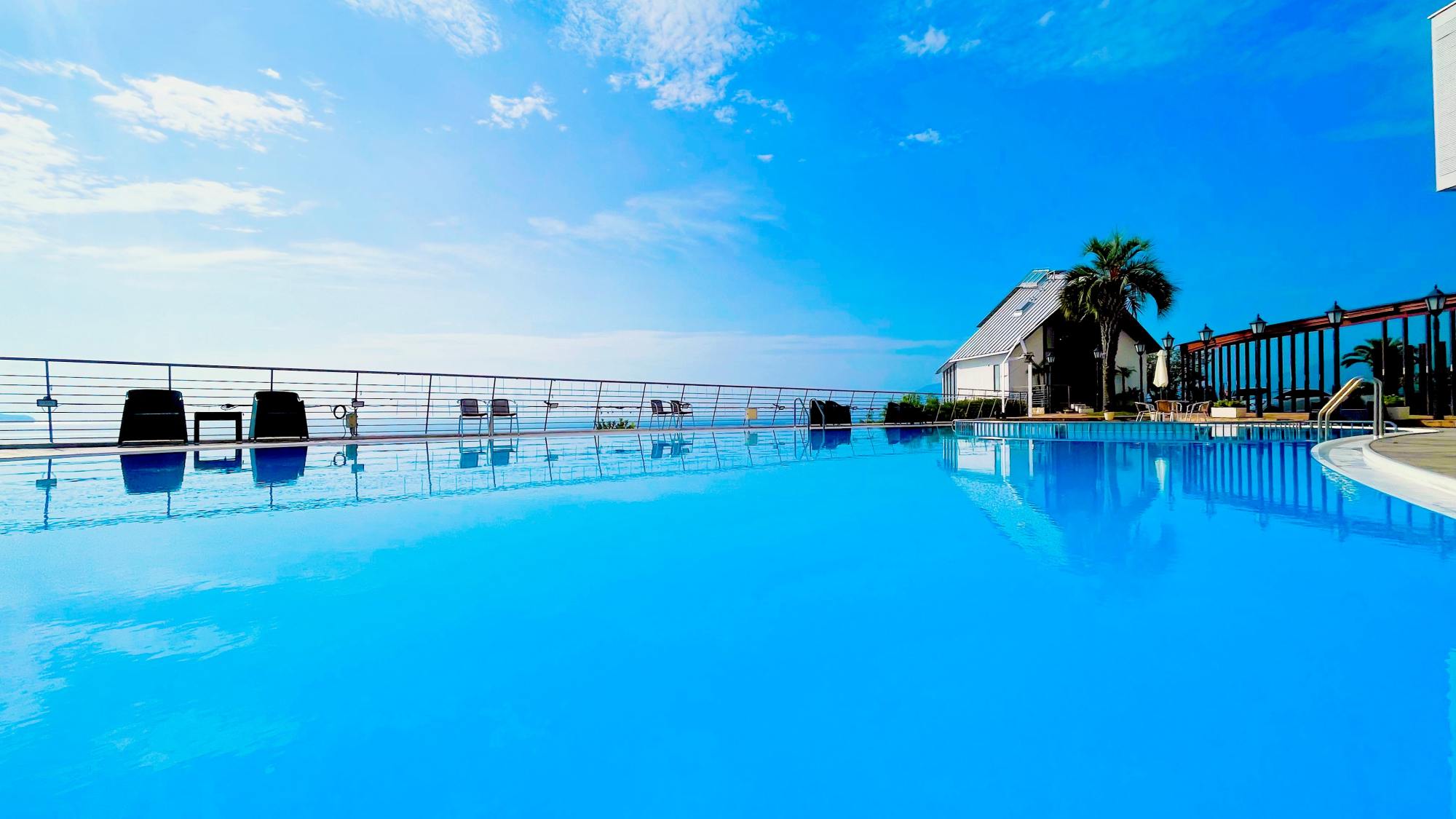 ■プール（7/1～9/23）9:00～11:00　14:00～19:00　5月は土日GW限定営業あり