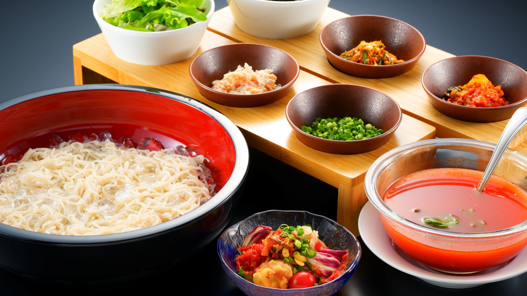 ■朝食ビュッフェ　冷麺