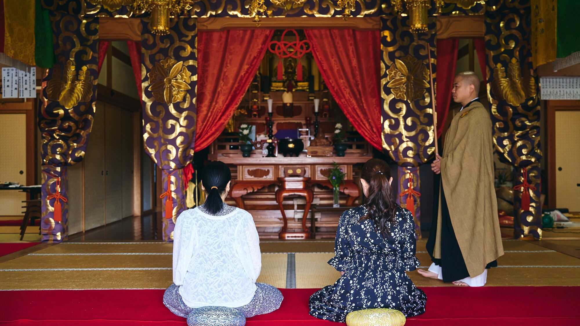 座禅体験／朝日寺