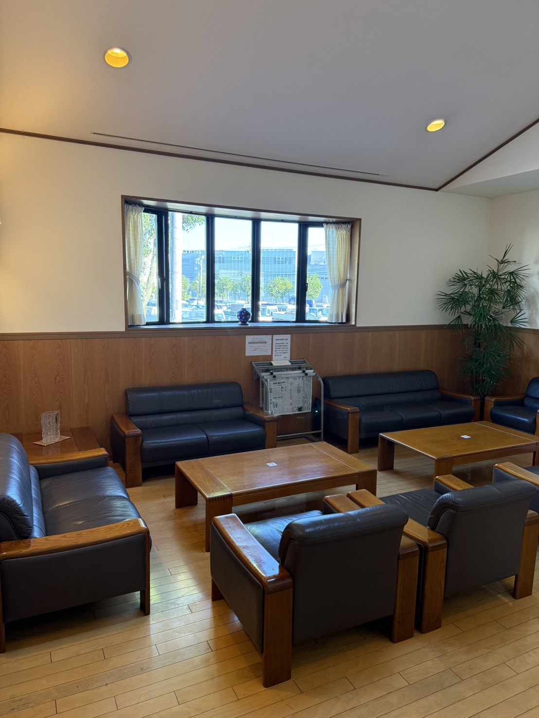 【3泊以上限定エコプラン】シングル現金払い【清掃3日に1度毎日タオル交換】朝食サービス・駐車場無料