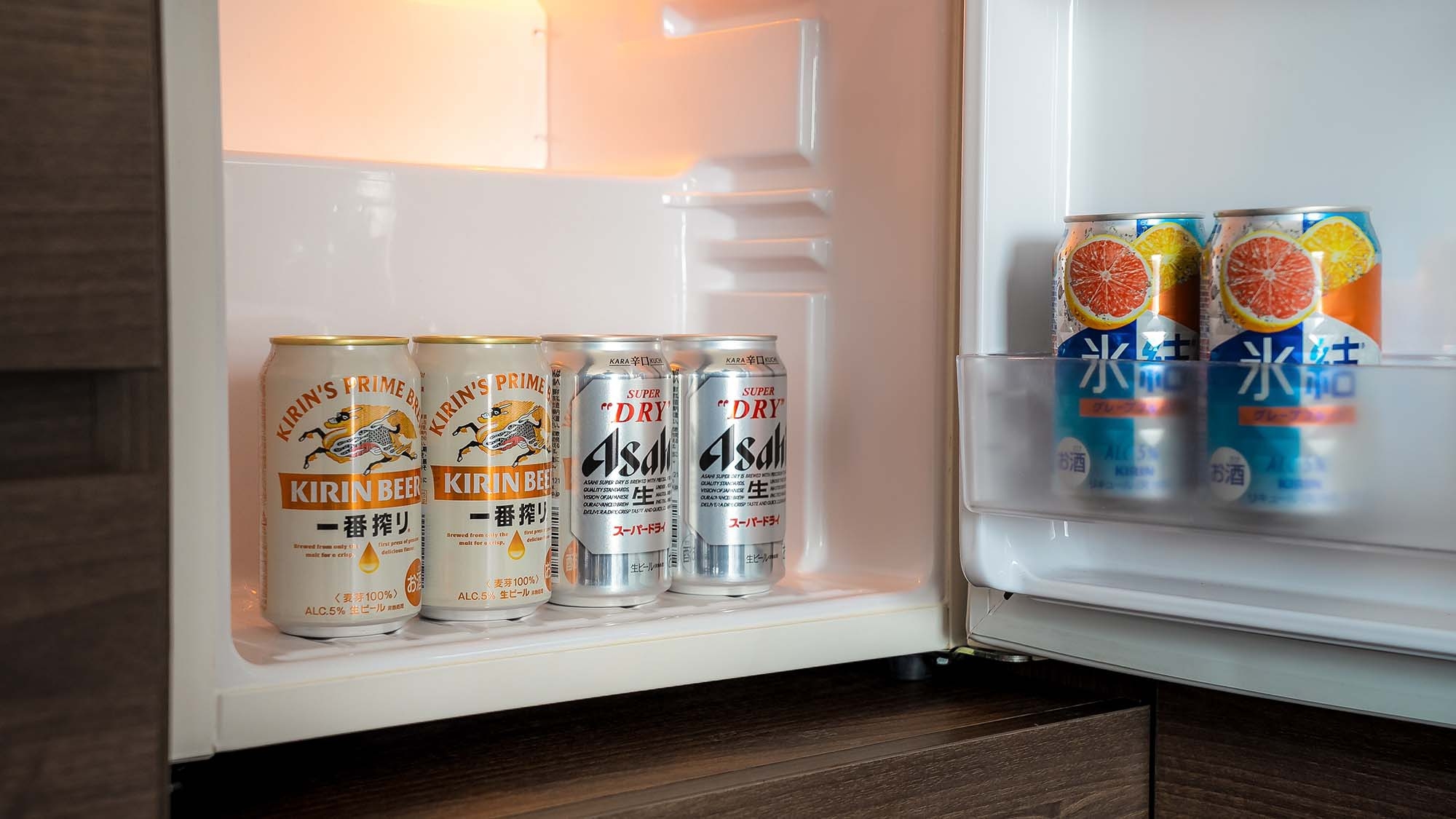 【エグゼクティブルーム限定】お部屋で気ままに愉しむミニバーフリーの贅沢ステイ（朝食付き）