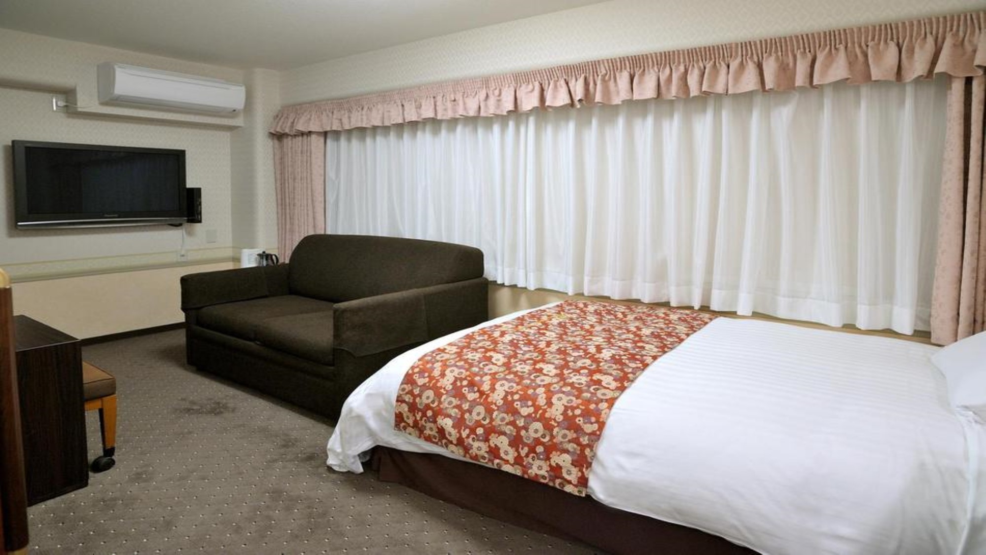 ハートインルーム（部屋が広く、浴室とトイレが別々の特別仕様。）