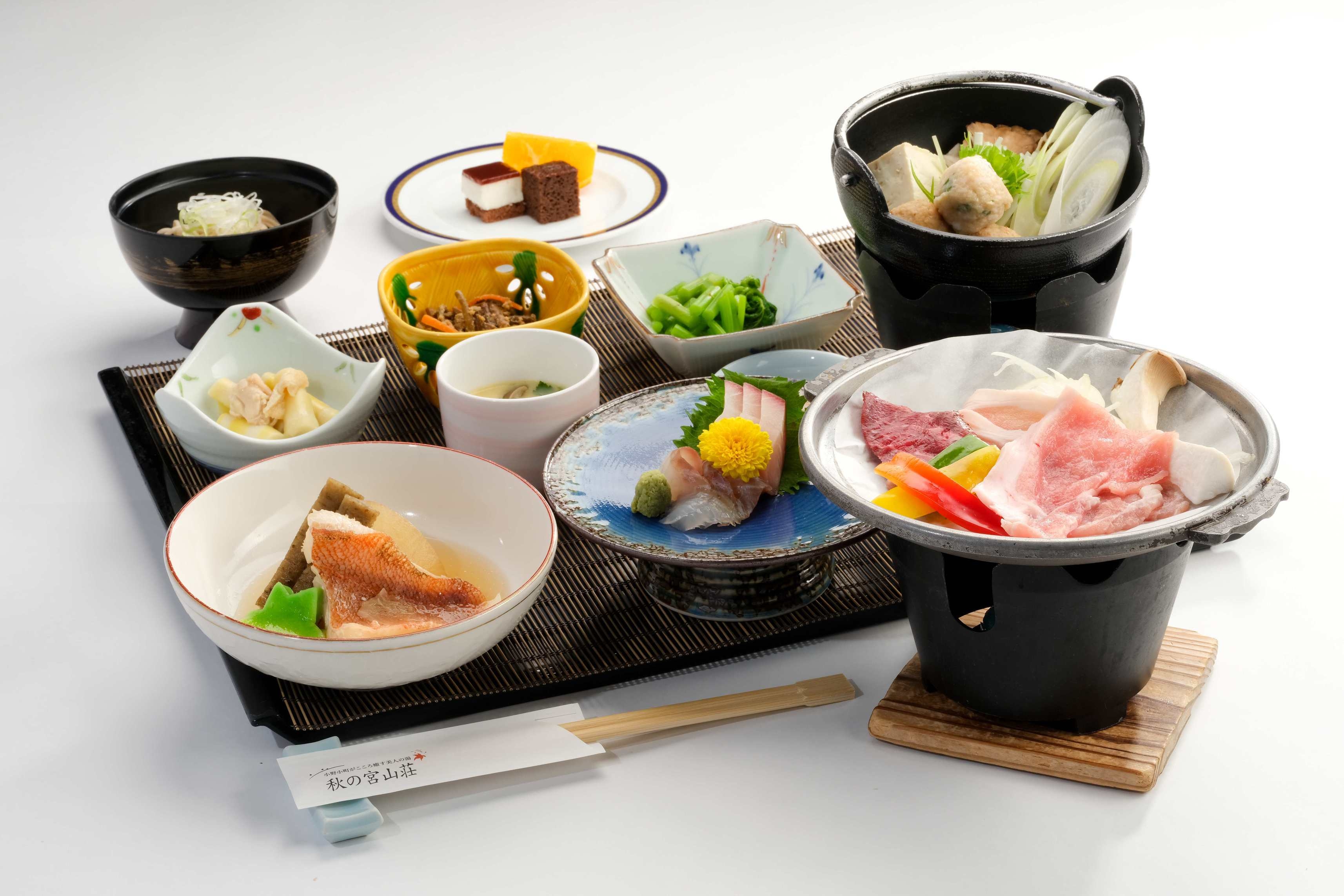 ＜＜東北６県民様限定＞＞【１２歳以下宿泊無料】【２食付】料理長おまかせ秋の宮山荘御膳プラン
