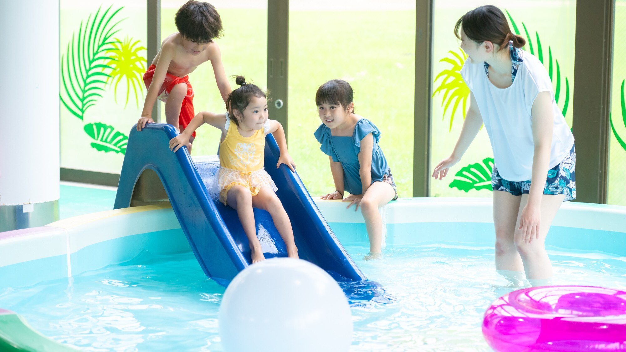 【夏休みアイス特典付き・９月はナイトプール開催】プールも利用可、オールインクルーシブプラン《夕朝食》