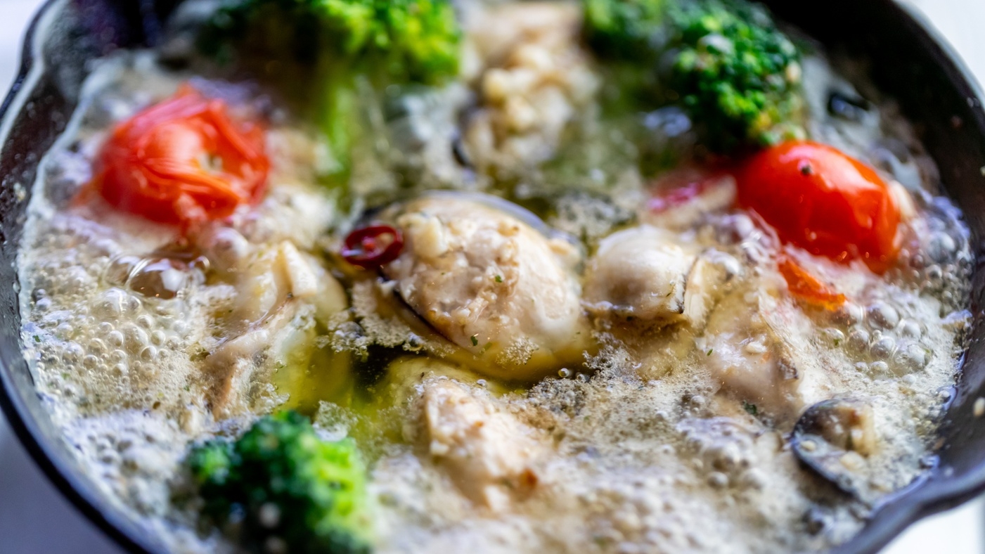 【春/牡蠣】濃厚な旨味を堪能・南三陸産牡蠣のアヒージョ付きプラン＜夕朝食付き＞