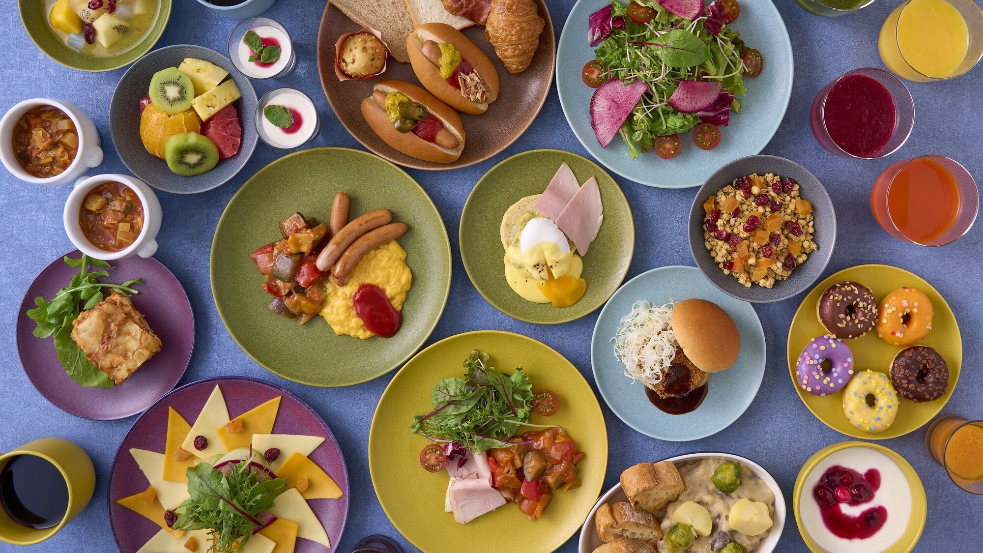 〈Breakfast Buffet〉