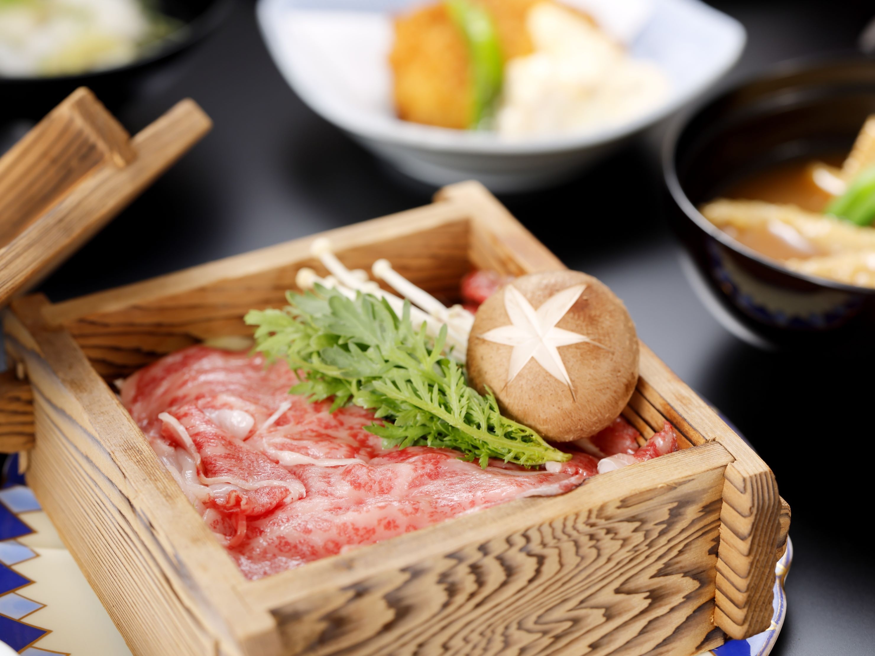 【ご夕食19：30スタート】夏会席：太刀魚や鮎並など旬の幸で夕涼み　朝夕２食付