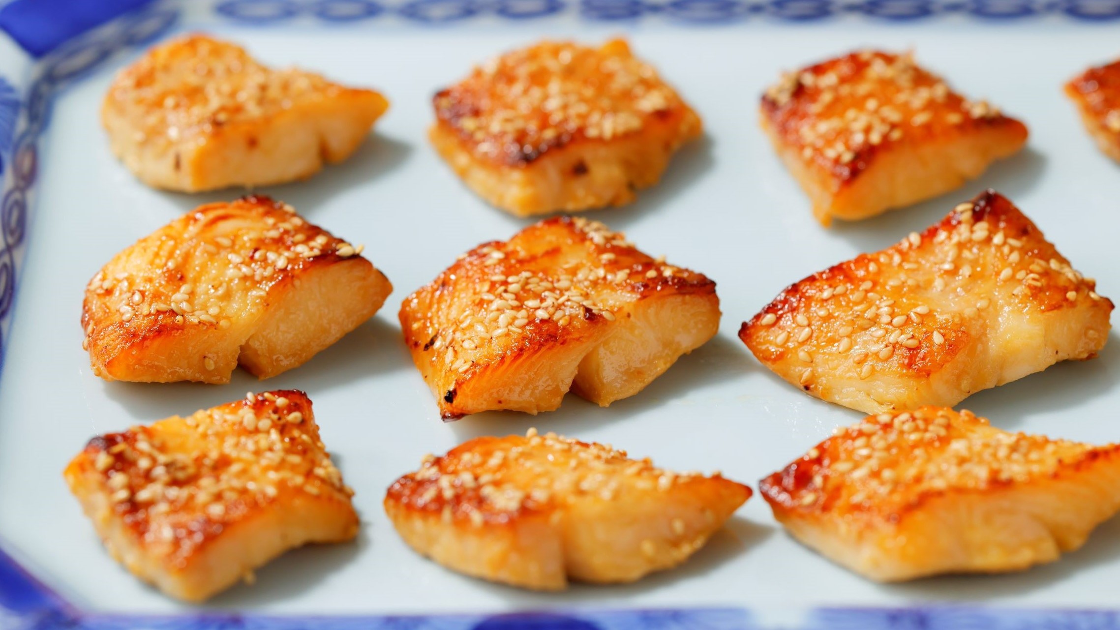 【朝食ビュッフェ】カレイの醬油糀焼