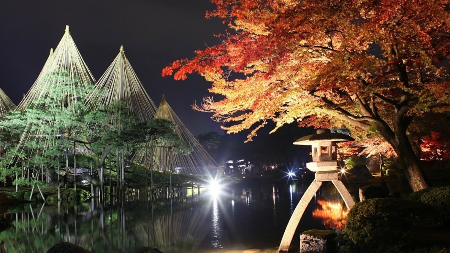 【秋】紅葉の兼六園