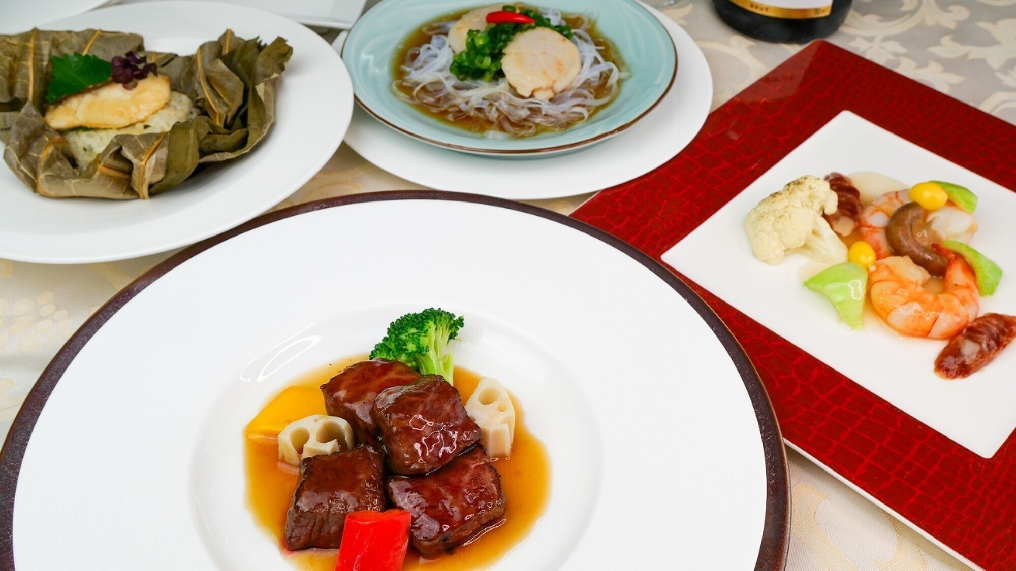 【期間限定】中国料理「仙雲」年末年始ディナーコース”白鶴”／朝夕食付