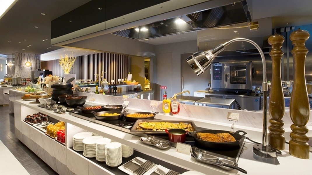 【当日限定】《絶景朝ごはん》スカイレストラン「ハレアス」の朝食ブッフェ付です！