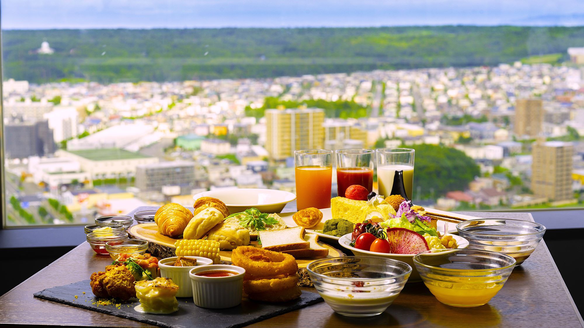 朝食ブッフェ～テーブルからの景色～
