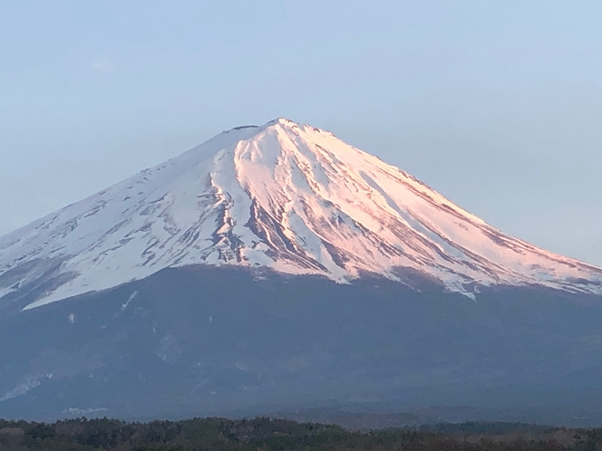当館からの夕焼け富士山