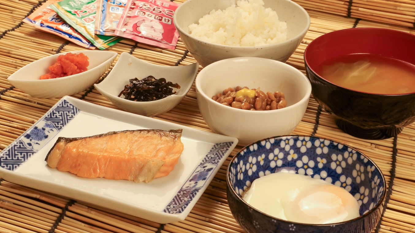 【エコ連泊★朝食付】2連泊以上でお得に泊まる♪朝は連泊でも飽きない日替わり和朝食＜Wi−Fi完備＞