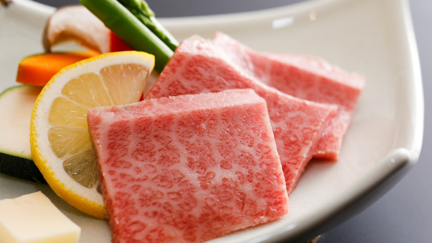 【夕食・朝食付プラン】近江の旬素材と近江牛を楽しむ【近江のめぐみ会席】！