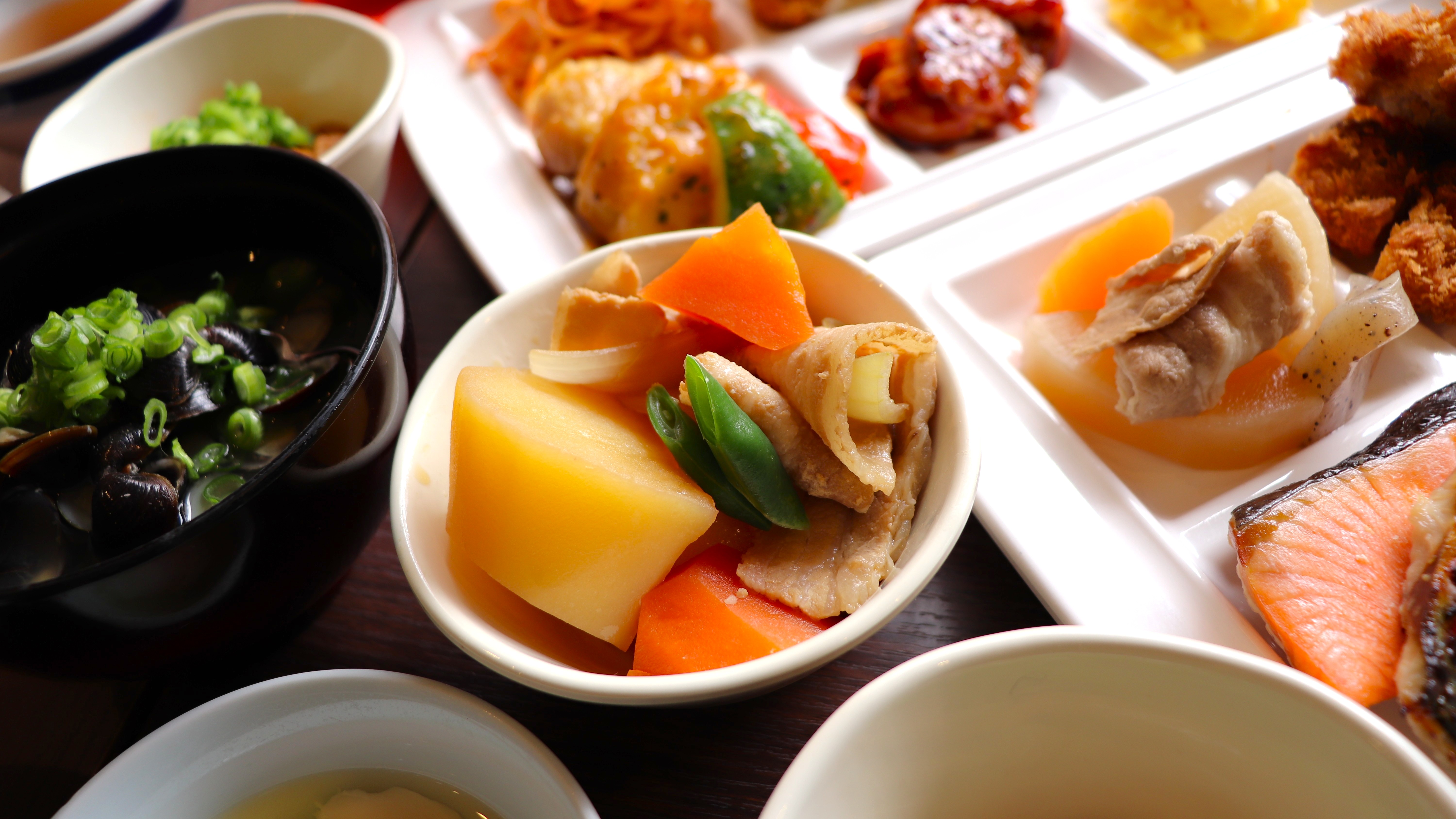 「朝食バイキング」6：30オープン！（盛付イメージ8）