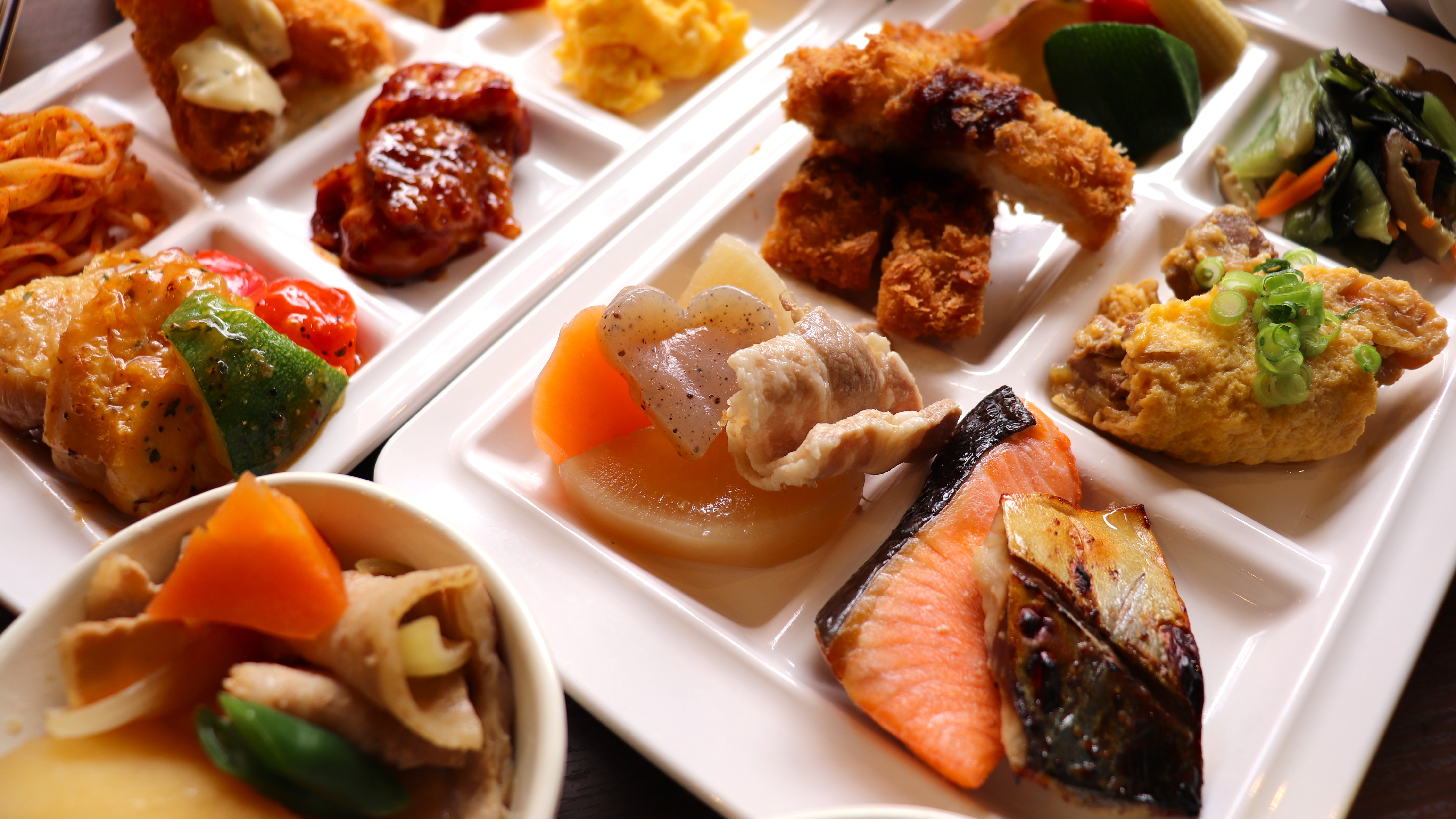 「朝食バイキング」6：30オープン！（盛付イメージ7）