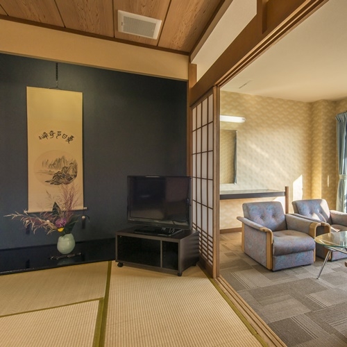 《★人気№１プラン★》伊豆長岡温泉　創業１００年の老舗旅館で豪華な舟盛り・アワビなど海の幸を堪能♪