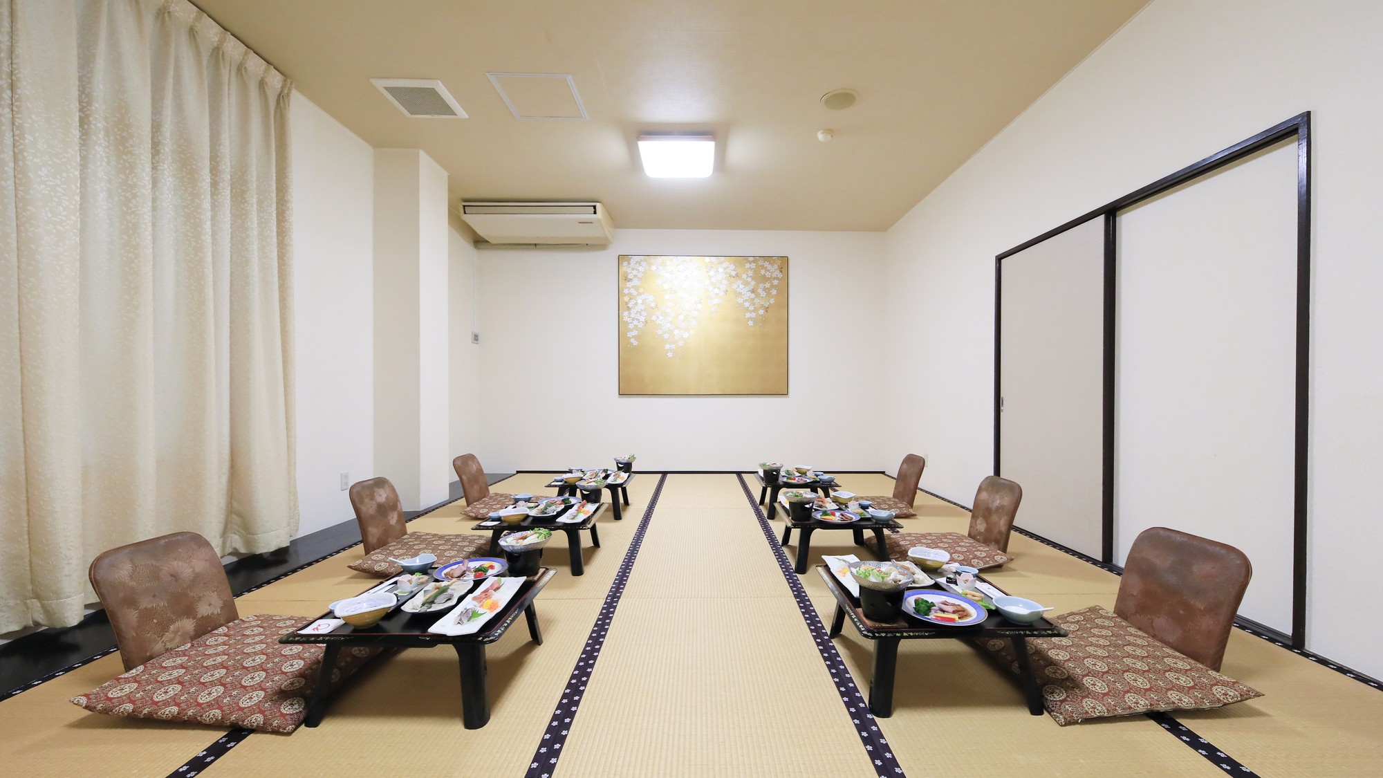 【ホテル茜】宴会場 狩野川 (5)