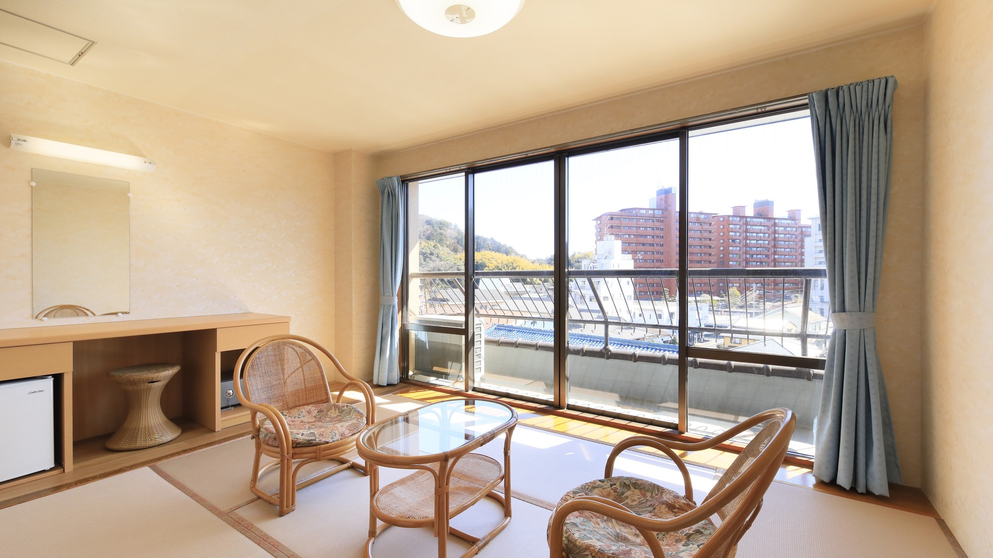 【ホテル茜】通常和室（12畳＋広縁） (2)