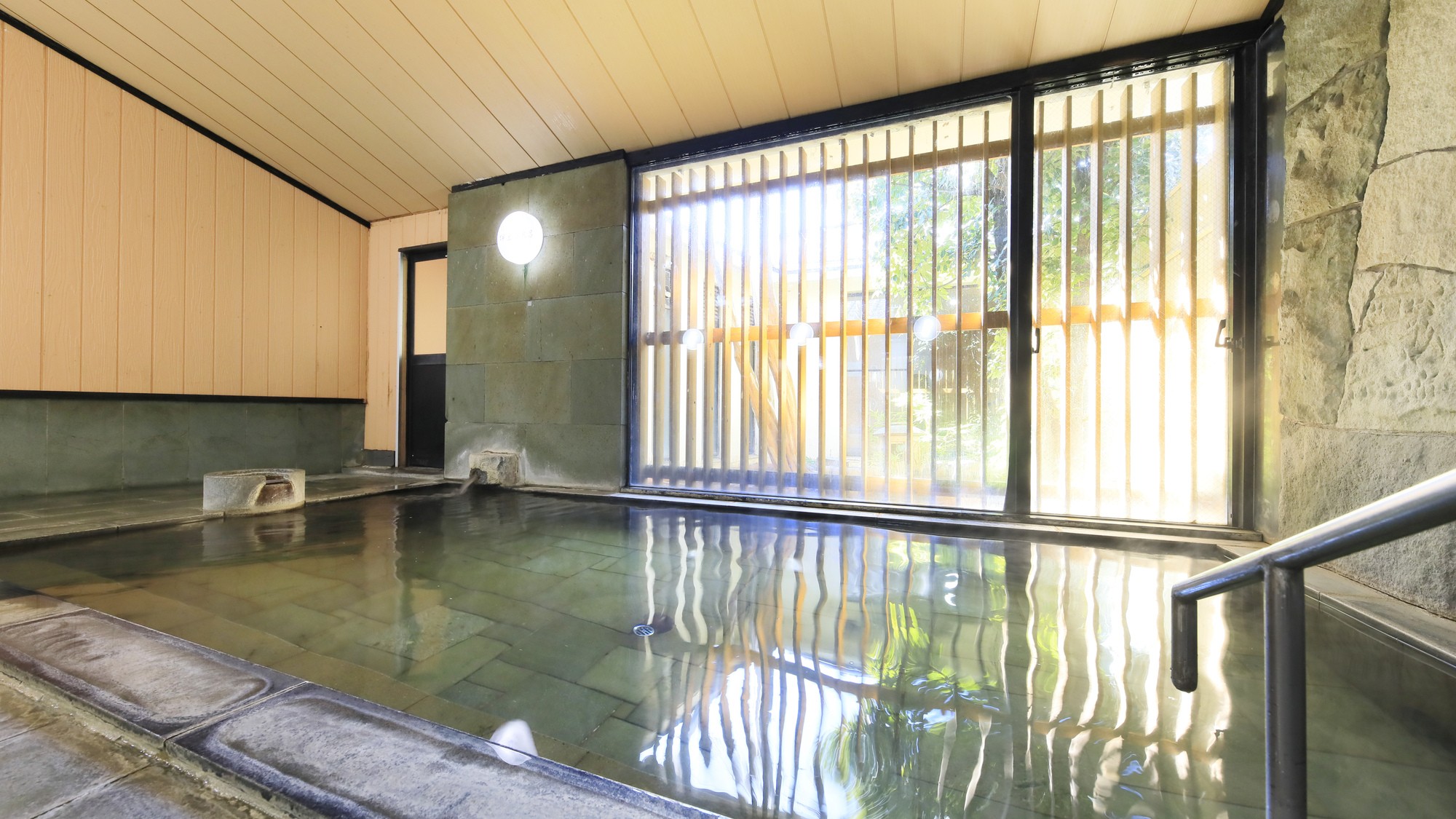 【ホテル茜】伊豆石内風呂 (2)