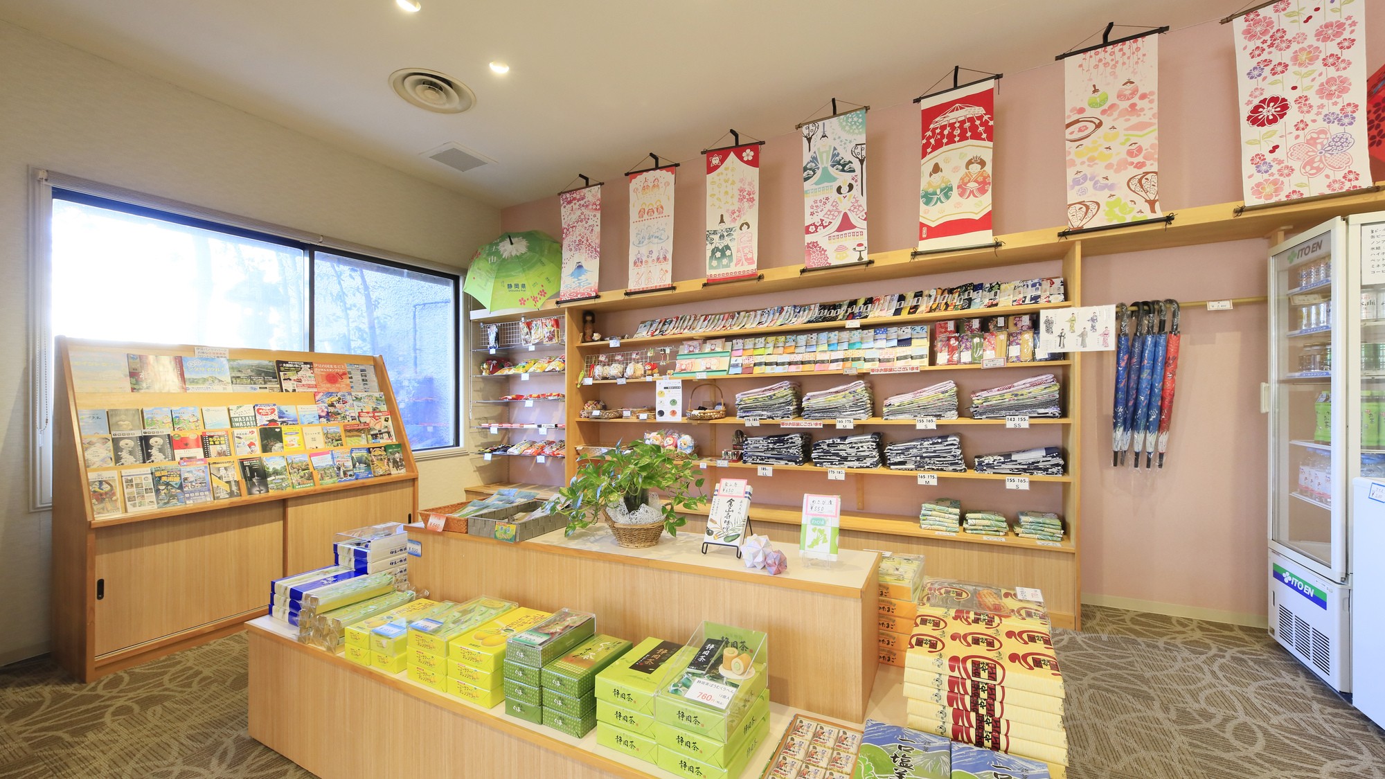 【ホテル茜】売店コーナー