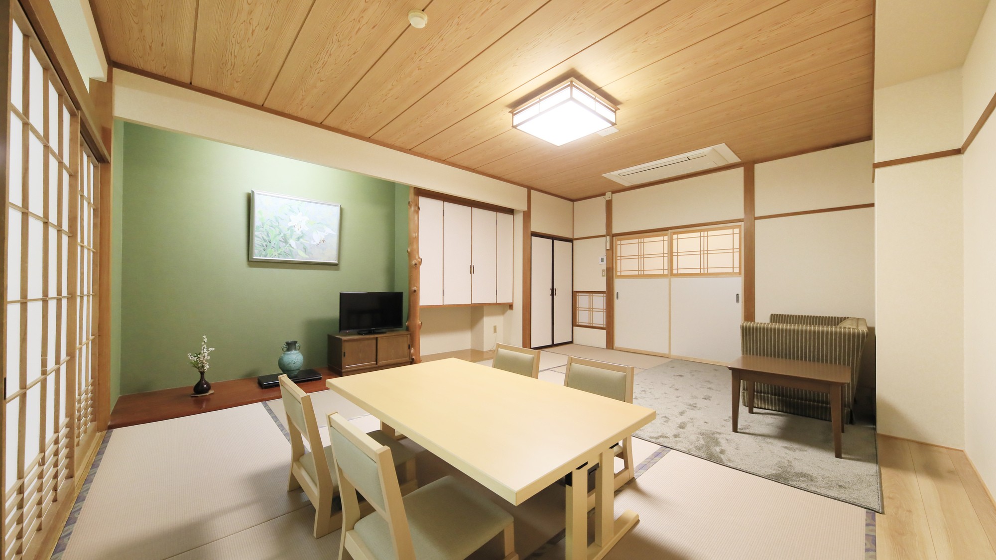 【ホテル茜】富士山側和室ツイン（12畳＋広縁） (6)