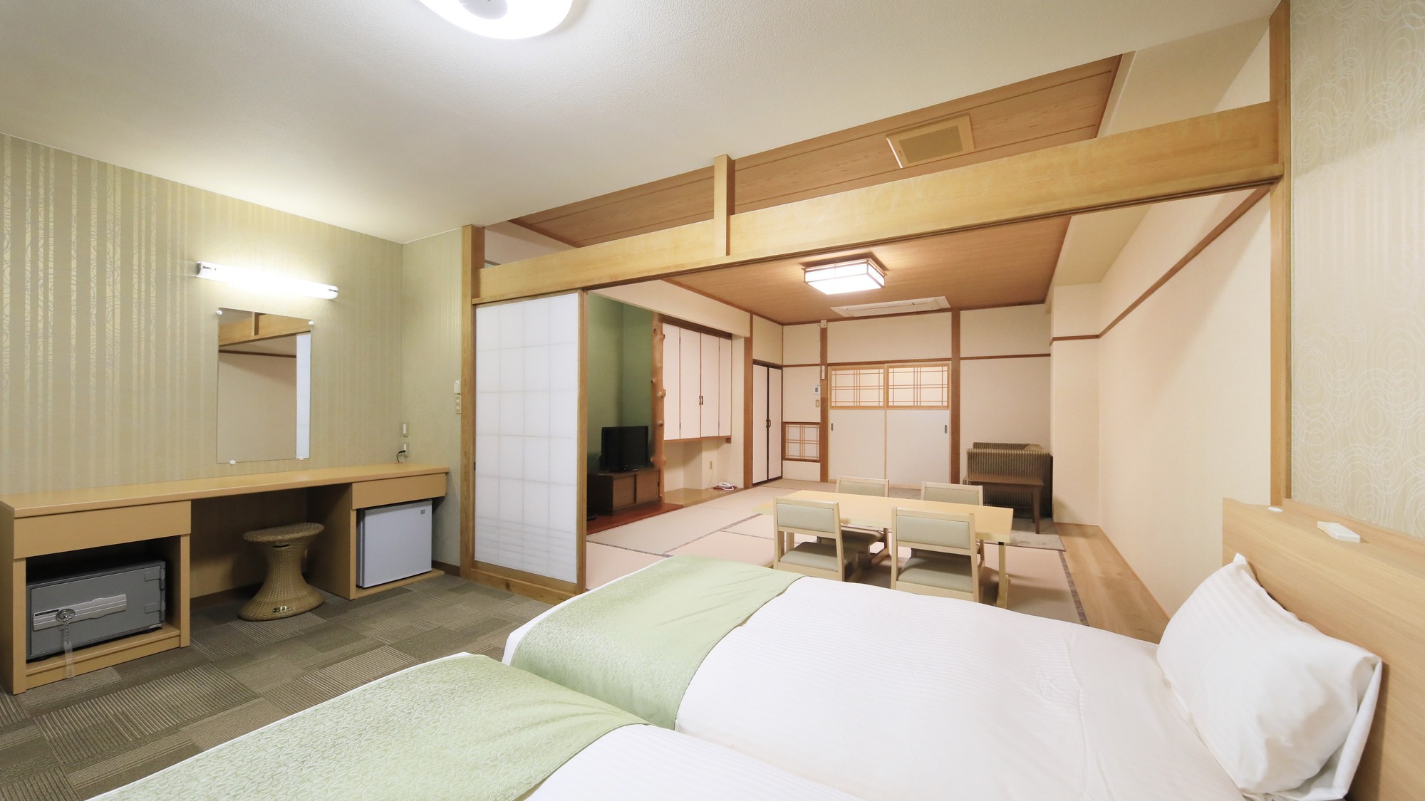 【ホテル茜】富士山側和室ツイン（12畳＋広縁） (7)