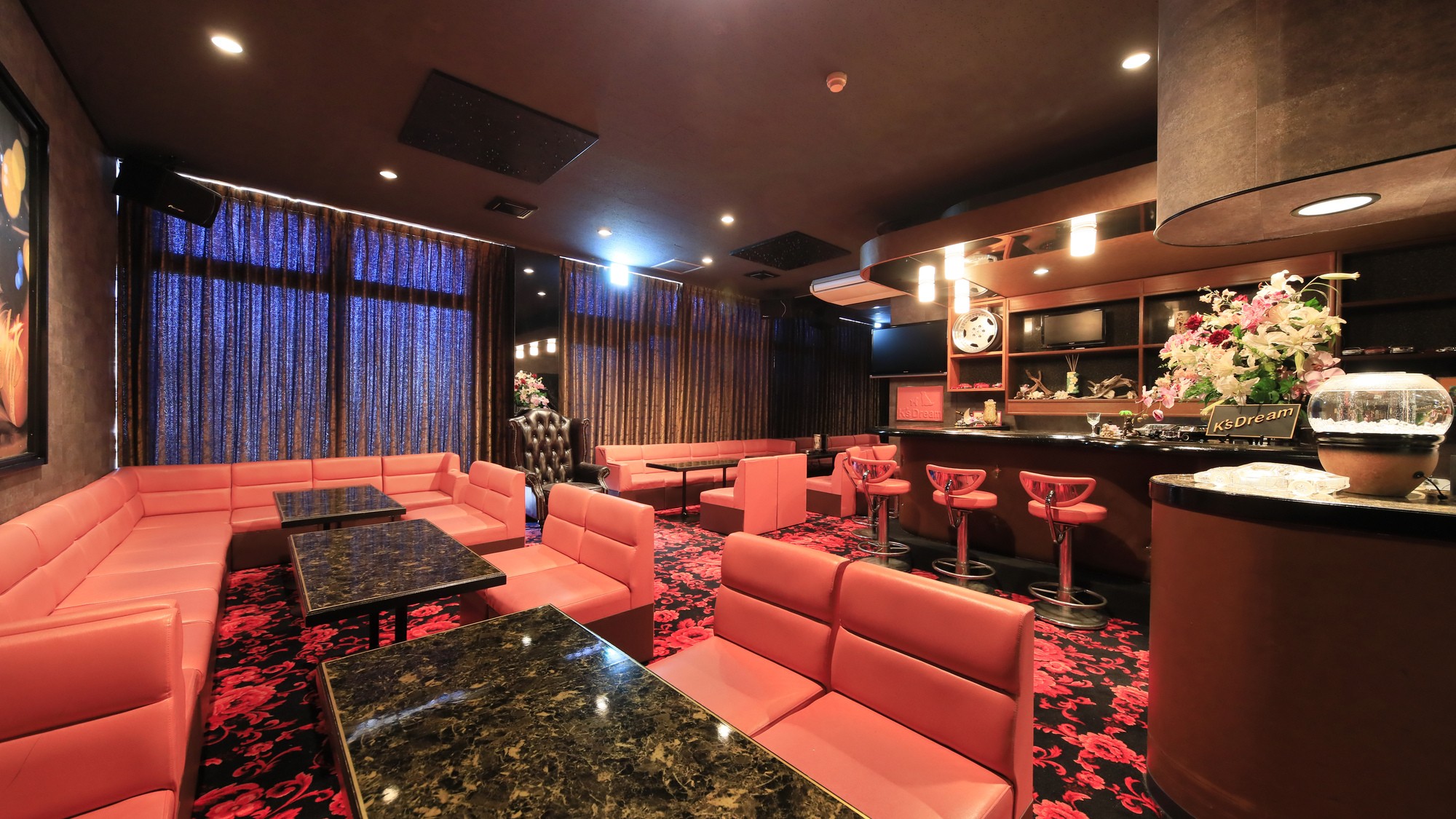 【ホテル茜】スナック茜 (1)