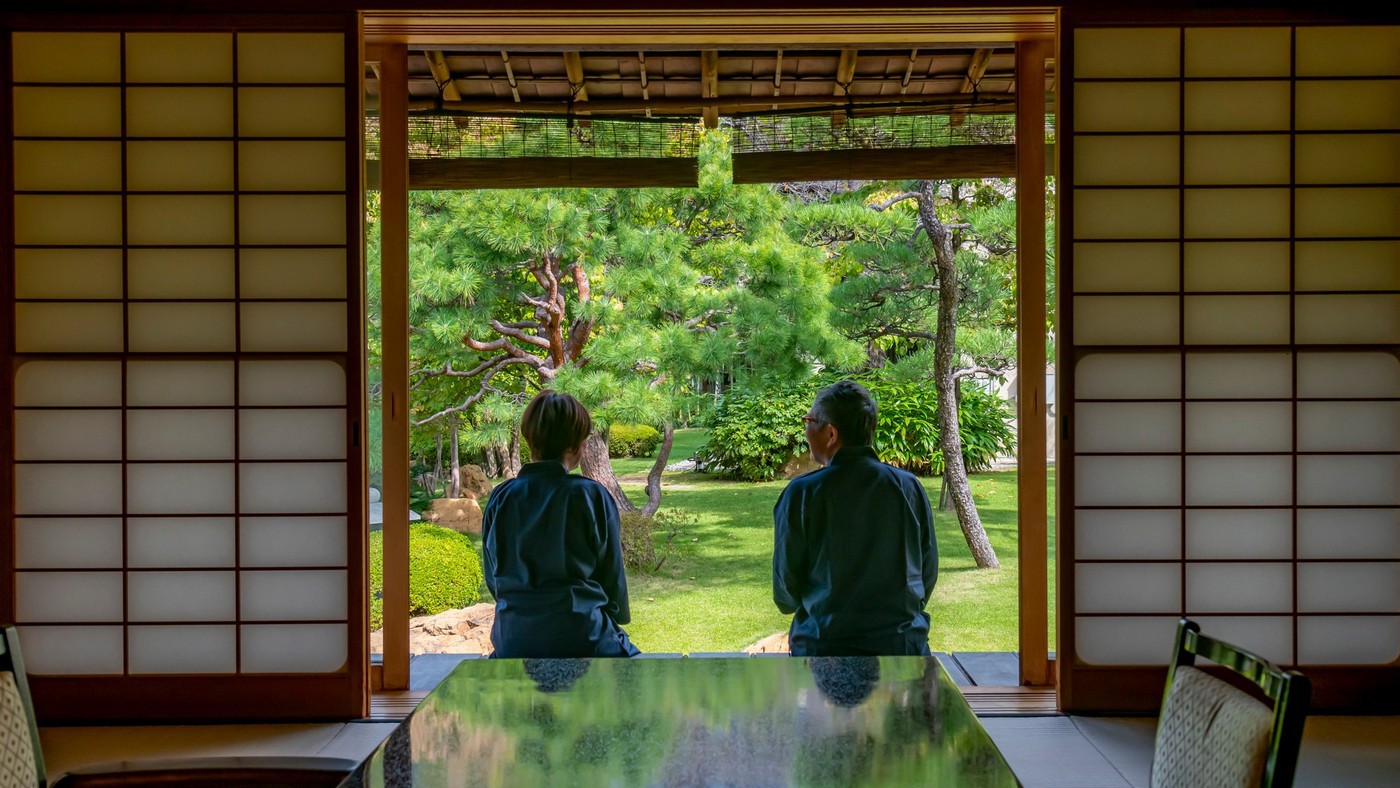 【露天風呂付】＜禁煙＞風情ある石造風呂の離れ「八雲」■部屋食