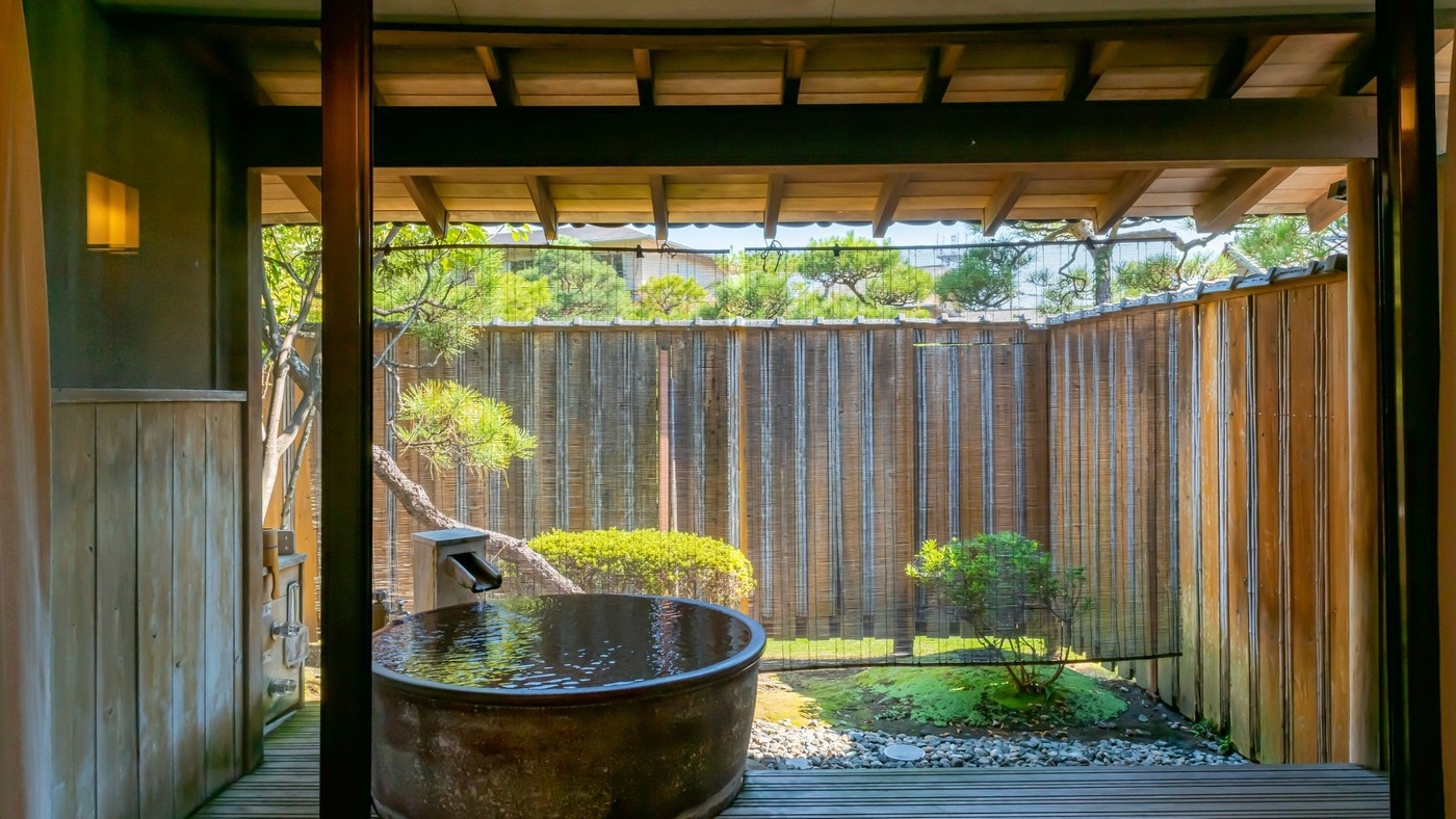 【家族・三世代旅行】趣きの異なる2つの露天風呂を堪能◯お祝い・記念日におすすめ＜篝火／個室会場食＞