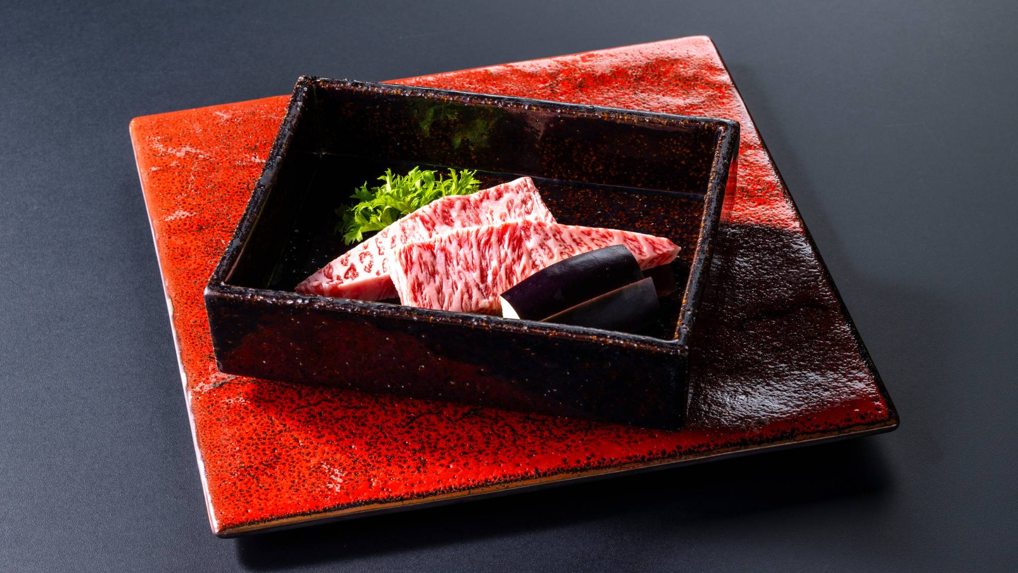 【2026春の篝火膳】きめ細やかで柔らかな肉質、見た目も美しい甲州牛を味わう