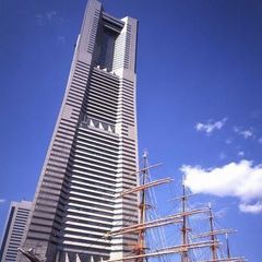 全景　昼間　ランドマークタワー