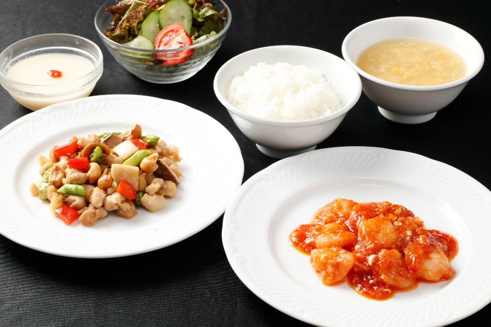 海老チリと鶏肉カシューナッツハーフ炒めセット