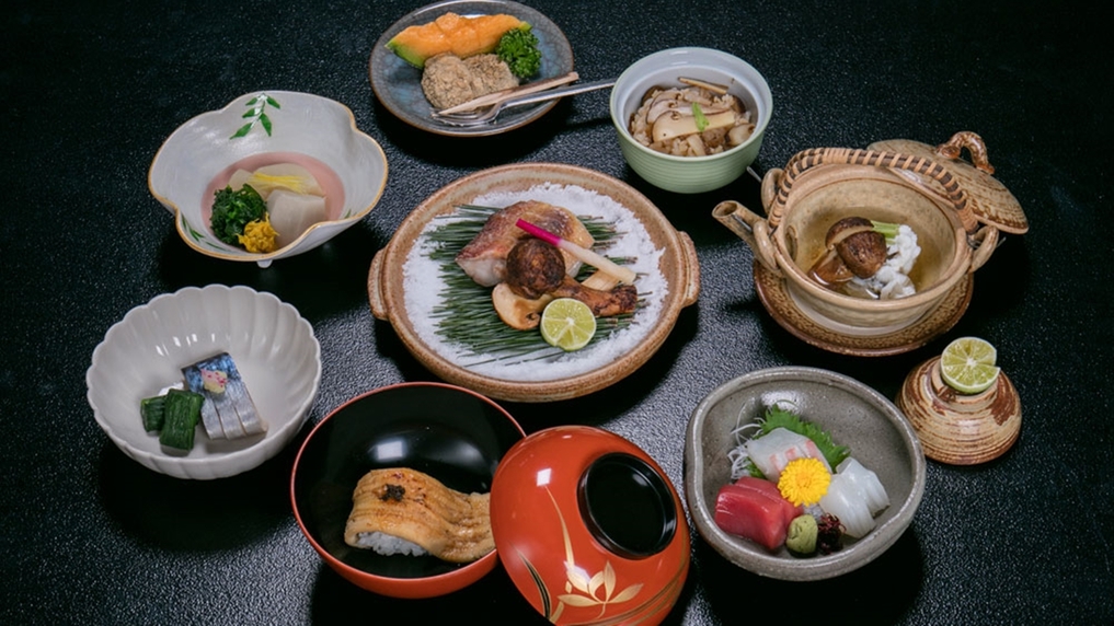 秋の味覚の王様★美山産松茸に舌鼓♪お食事は【お部屋食】または【個室】◎美山産松茸贅沢会席コース
