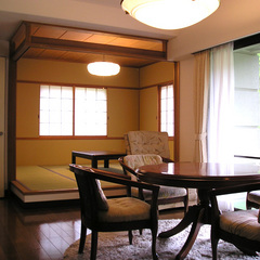 *列車村コテージ【ダイニングルーム】