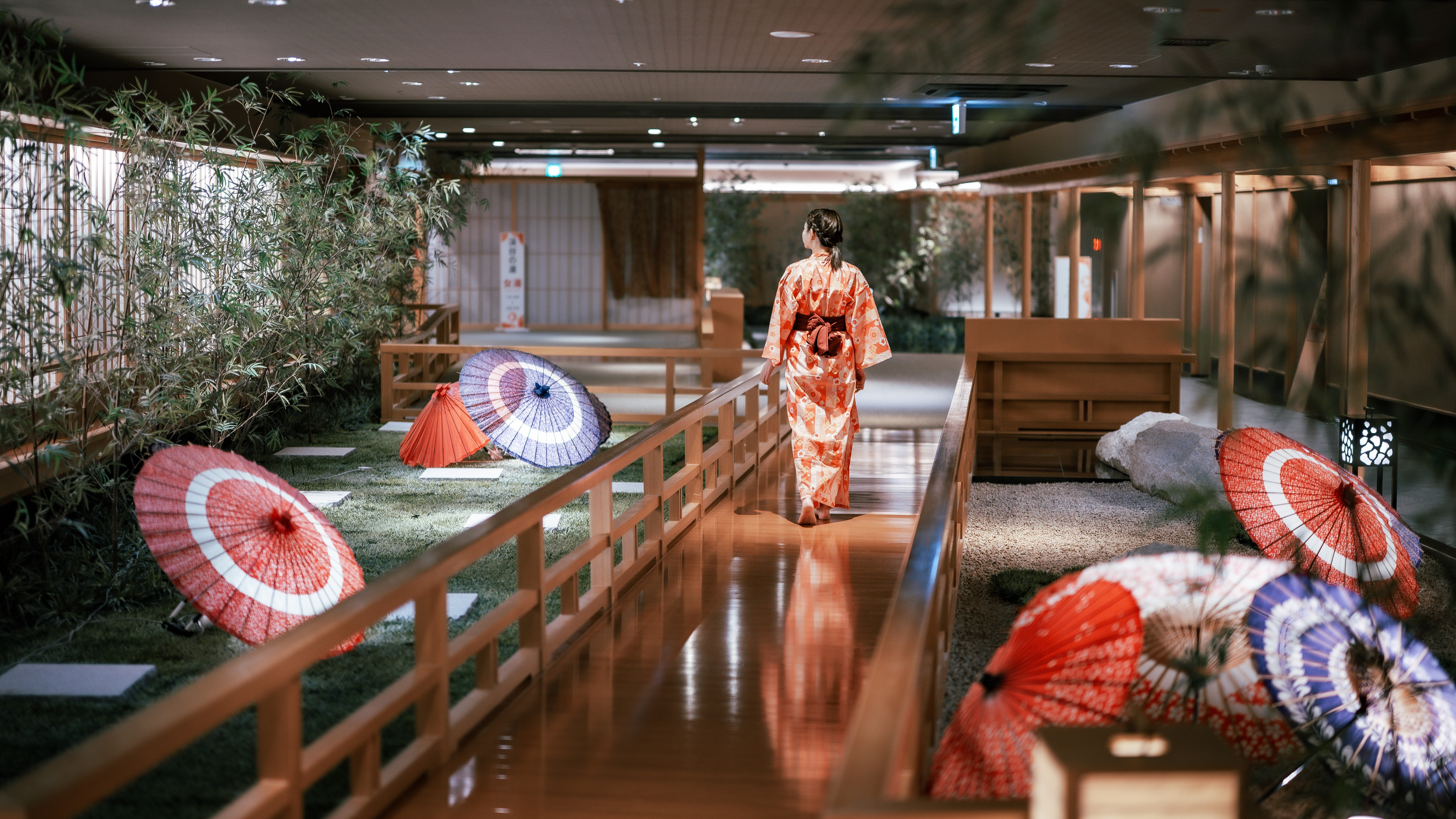 ★【庭園大回廊（一例）】和の雰囲気たっぷりの回廊を、浴衣姿でそぞろ歩き♪
