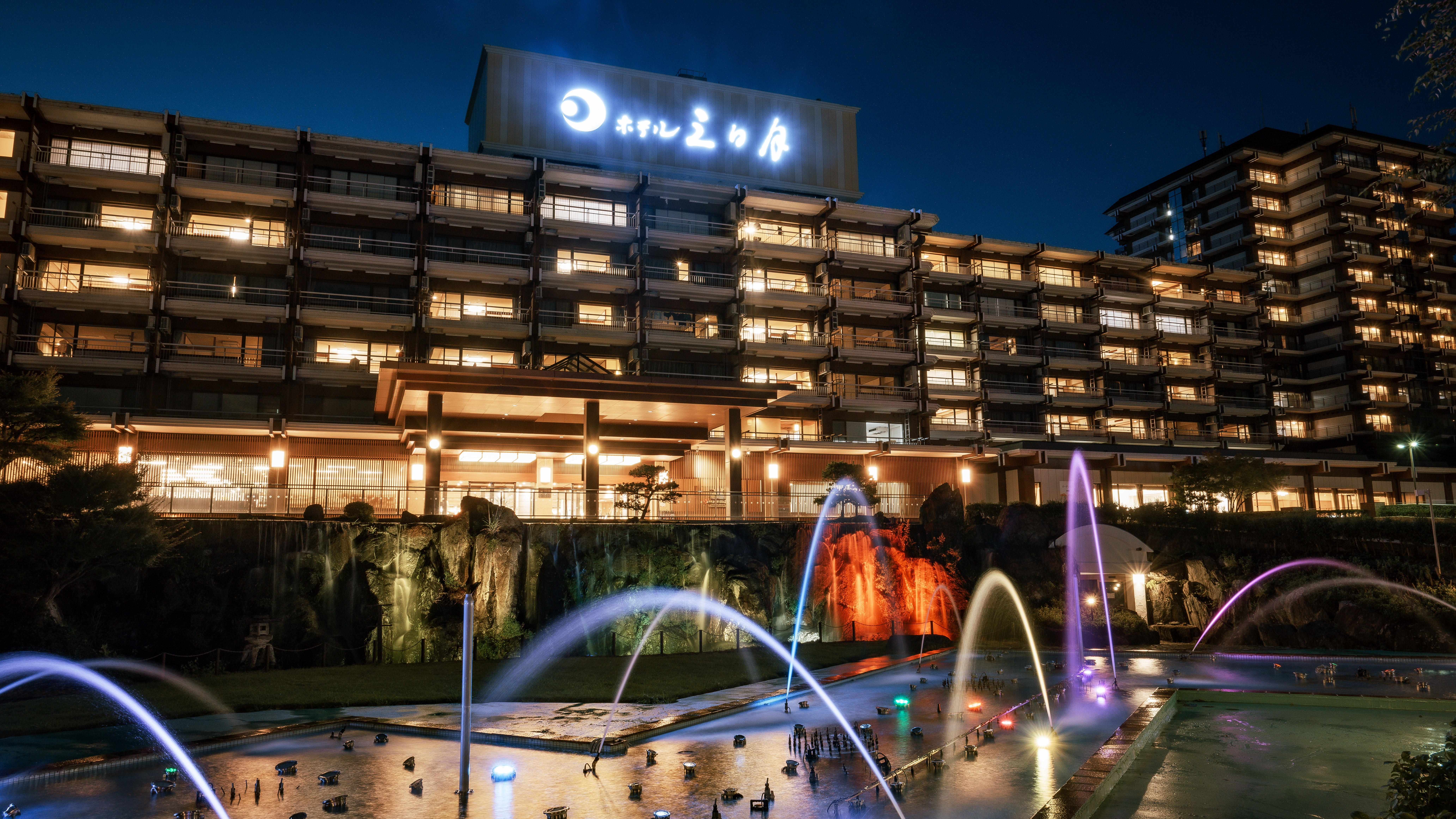 ★【ダンシング・ウォーター（一例）】