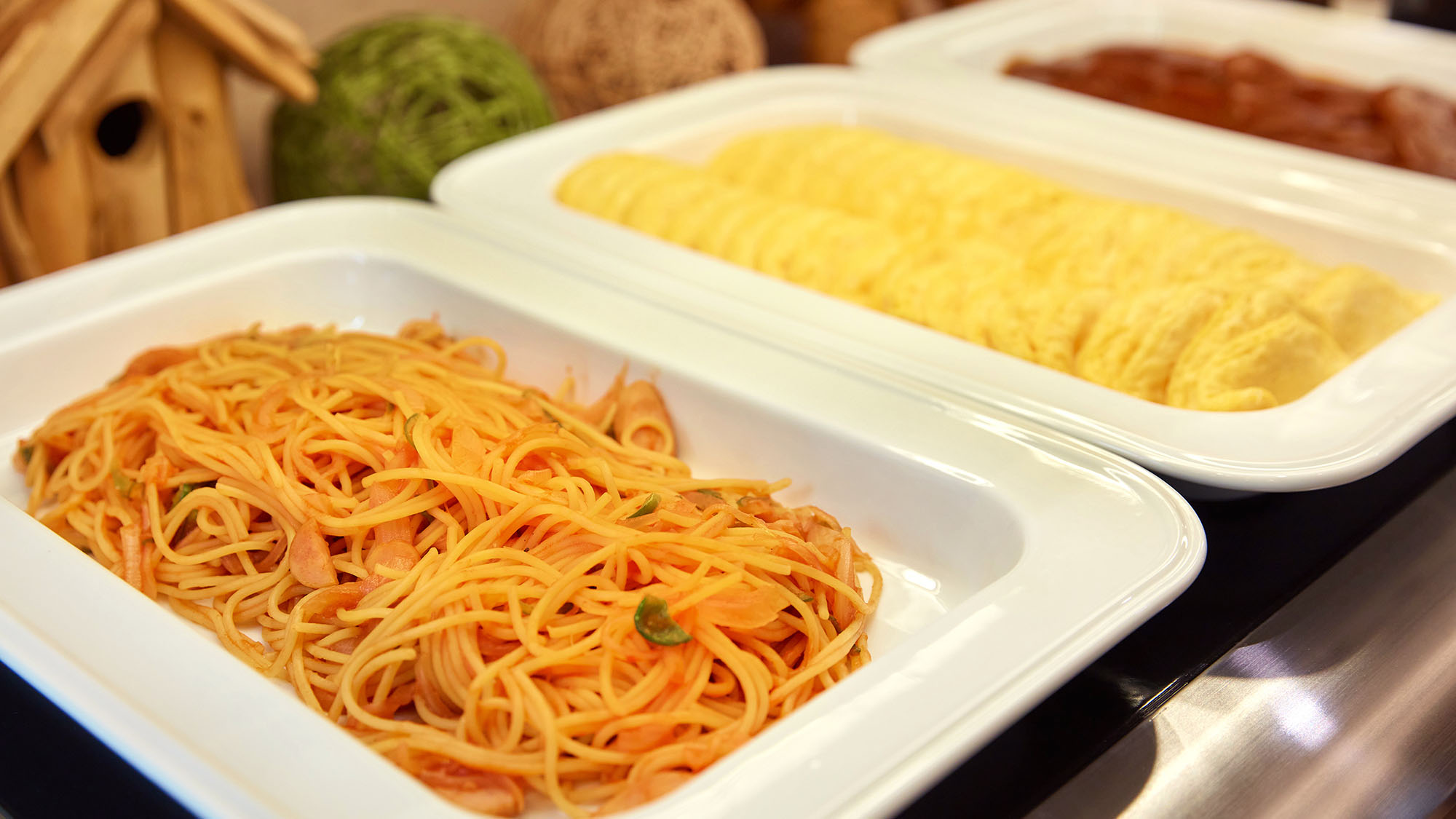 【夕食バイキング（一例）】